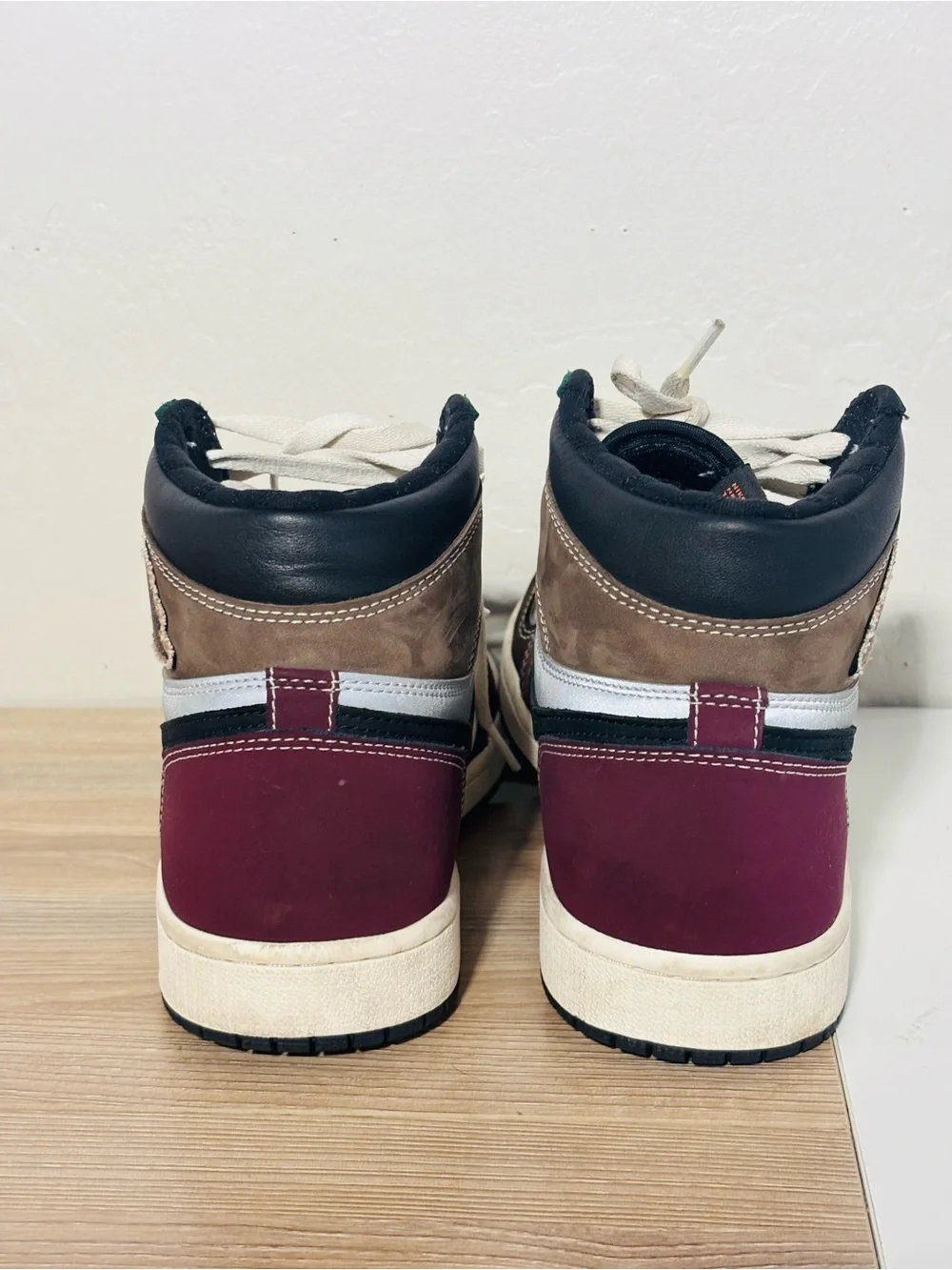 Jordan Air Jordan 1 High OG 'Hand Crafted'